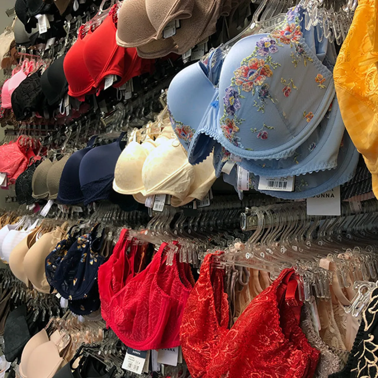 lovisa shop 22